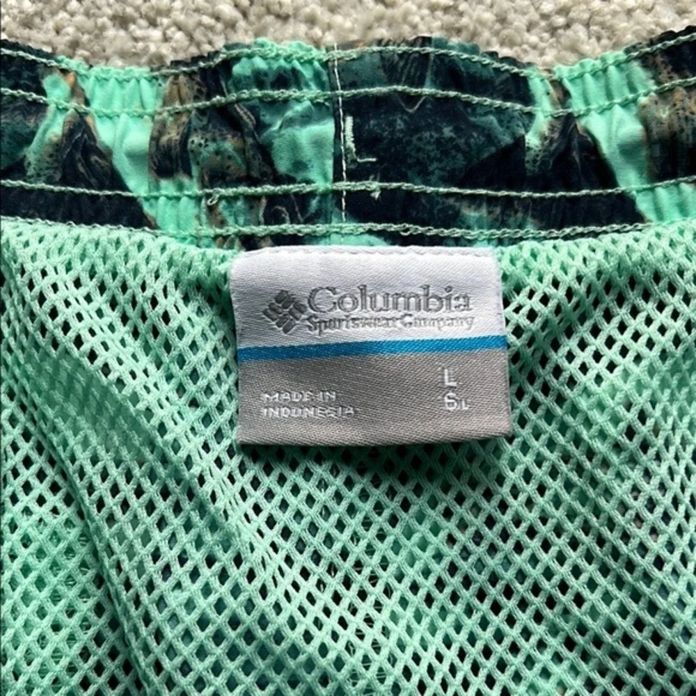 Columbia PFG Swim Trunks Large Green Fish Print Performance Fishing Gear 6in L‎